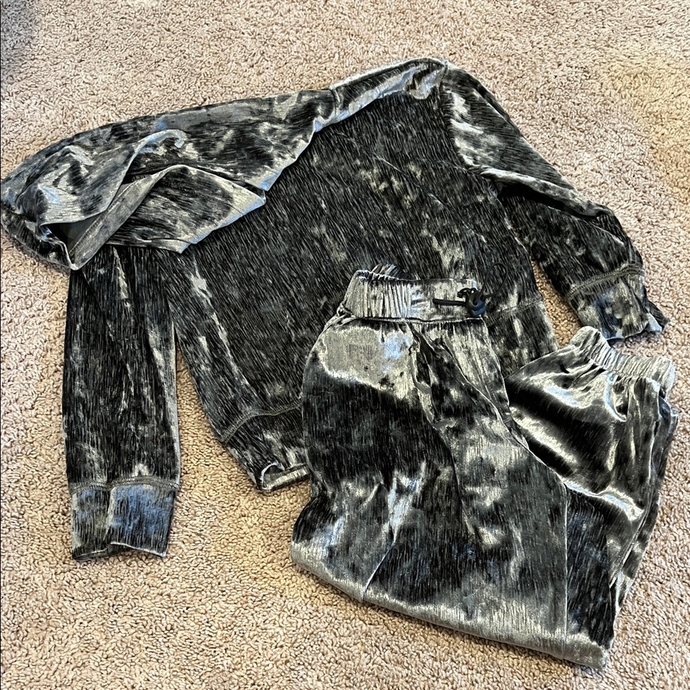 GAP Kids velour set